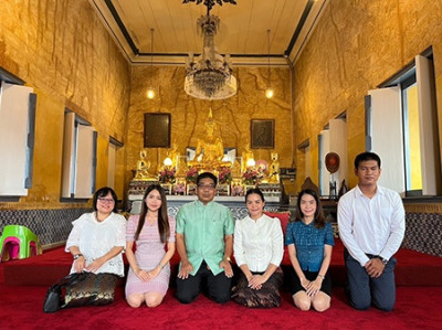 พิธีทำบุญตักบาตรถวายพระกุศล งานฉลองพระชนมายุ 8 รอบ ... พารามิเตอร์รูปภาพ 1