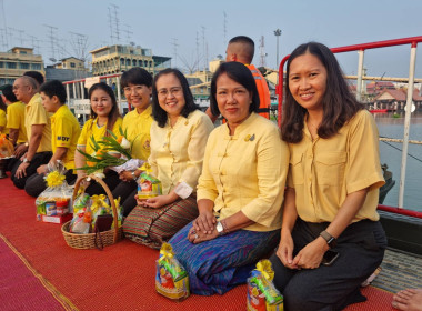 กิจกรรมทำบุญตักบาตรกลางน้ำ เสริมสิริมงคลเมืองราชบุรี ... พารามิเตอร์รูปภาพ 7