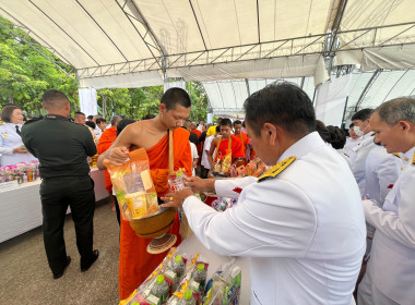 พิธีทำบุญตักบาตรถวายพระราชกุศลเนื่องในโอกาสวันเฉลิมพระชนมพรรษา สมเด็จพระนางเจ้าฯ พระบรมราชินี 3 มิถุนายน 2568 ... พารามิเตอร์รูปภาพ 10