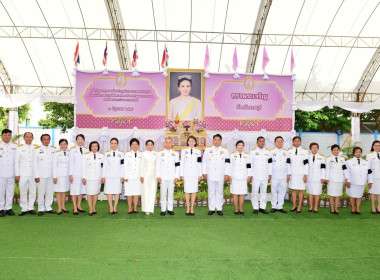 พิธีเจริญพระพุทธมนต์และทำบุญตักบาตรถวายพระราชกุศล 3 ... พารามิเตอร์รูปภาพ 2